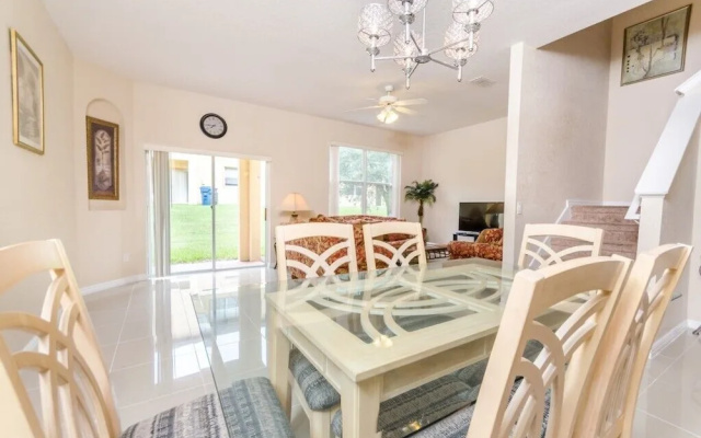 734lam 3 Bedroom Townhouse
