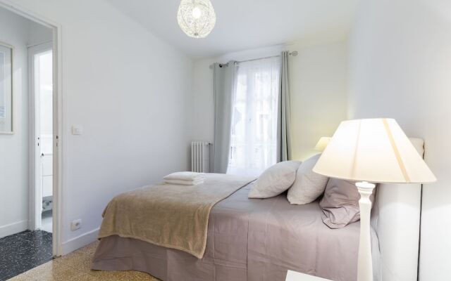 Отель Appartement moderne - Vieux Nice комната для гостей