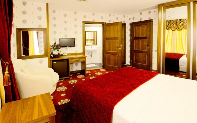 Lamos Resort Hotel & Convention Center
