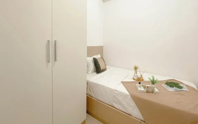 Best Choice 2Br At Apartment Vittoria Residence