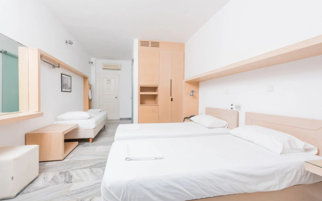 Far Out Hotel & Spa