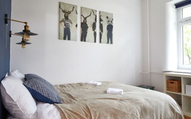 Отель Lazienki Krolewskie Apartment Польша, Варшава - отзывы, цены и фото номеров - забронировать отель Lazienki Krolewskie Apartment онлайн комната для гостей