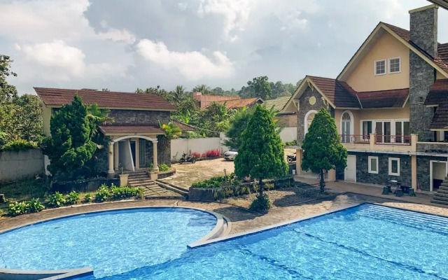 Urbanview Hotel Villa Q Gisting by RedDoorz