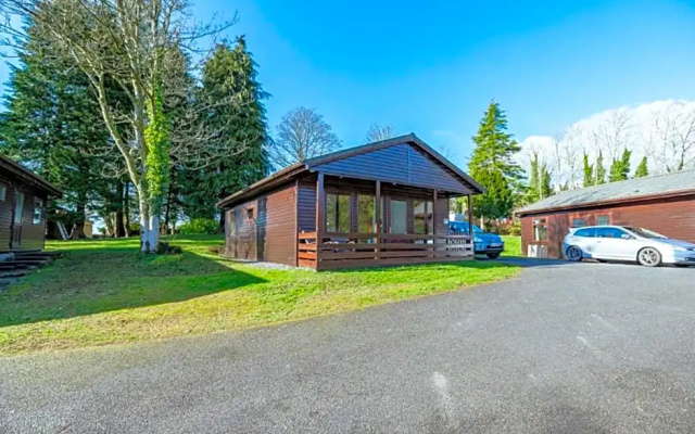 Birch Plus Lodges