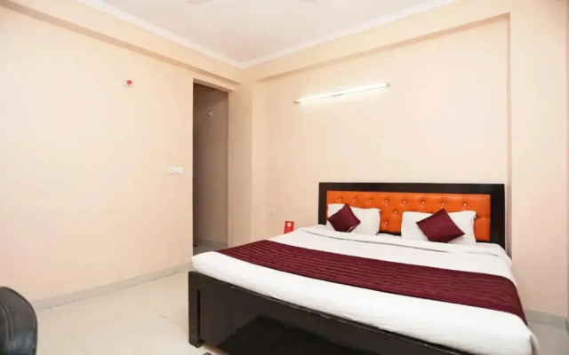 RN 32 by OYO Rooms