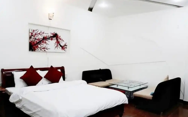 Snooze Hotel