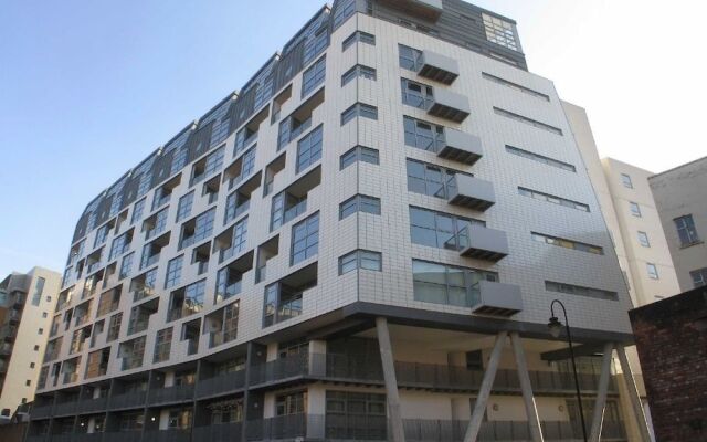 Отель Whitworth Street Apartments Великобритания, Манчестер - отзывы, цены и фото номеров - забронировать отель Whitworth Street Apartments онлайн вид на фасад