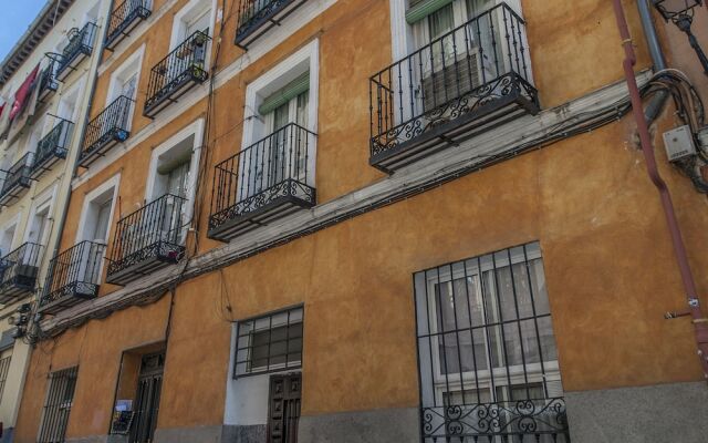Отель Apartamento Reina Sofía V Испания, Мадрид - отзывы, цены и фото номеров - забронировать отель Apartamento Reina Sofía V онлайн вид на фасад