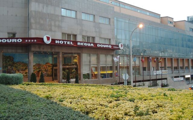 Отель Regua Douro Португалия, Пезу-да-Регуа - отзывы, цены и фото номеров - забронировать отель Regua Douro онлайн вид на фасад