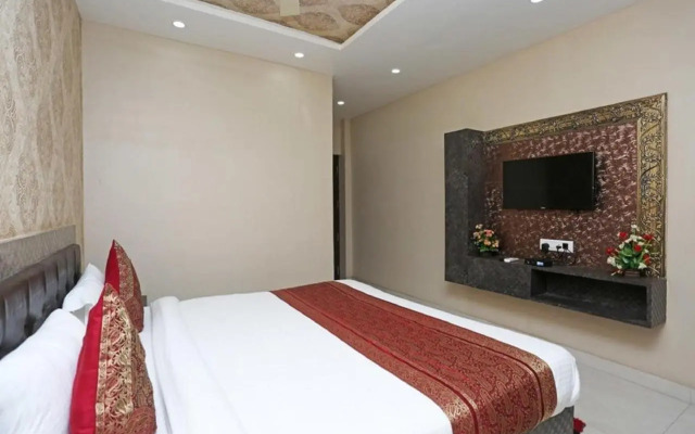 Hotel Aadesh Palace