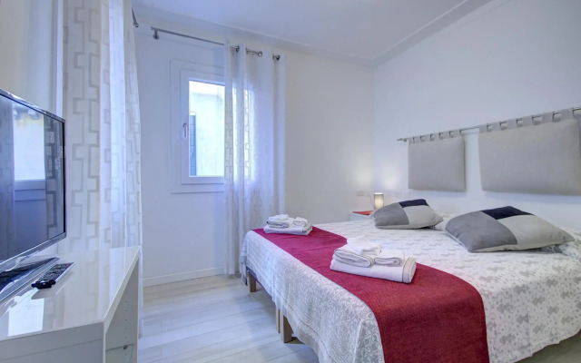 RIALTO MARKET NEW 5pax 3bed 2bath Wifi PowerAircnd