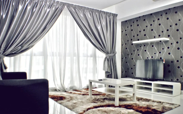 NaiBnB @ Regalia Residence
