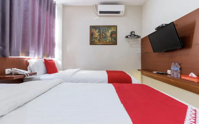 OYO 1737 Hotel Celvasha