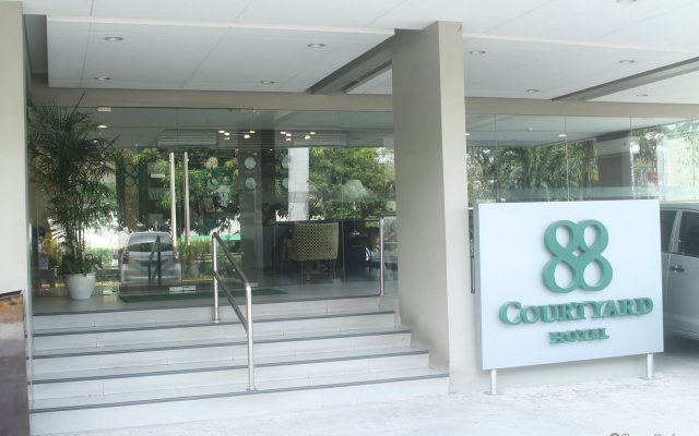Отель 88 Courtyard Hotel Филиппины, Пасай - отзывы, цены и фото номеров - забронировать отель 88 Courtyard Hotel онлайн вид на фасад