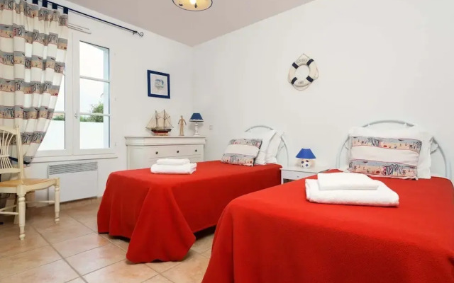 Luxurious Villa With a Dishwasher, Only 3.5km From the Beach