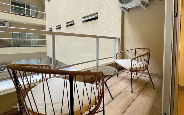 Studio With Pool and Balcony In San Telmo