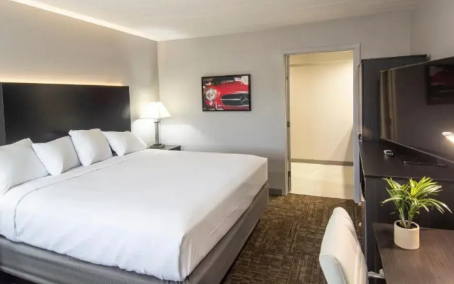 Americana Modern Hotel