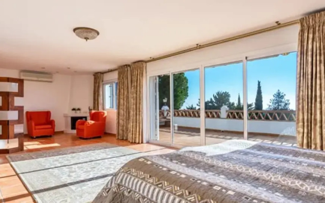 107708- Villa in Mijas