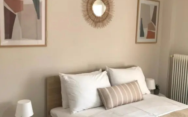 Navarino Apartment