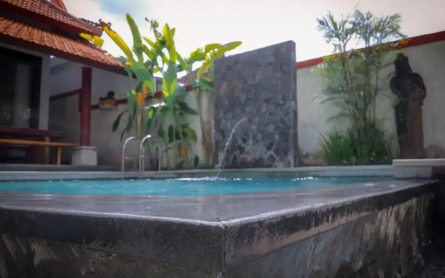 Sridhana House