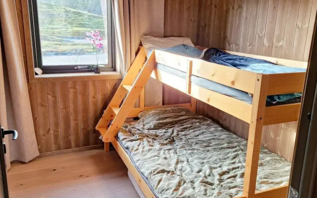 6 Person Holiday Home in Lindas