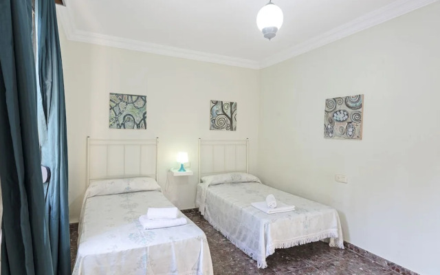 Spacious Holiday Home in Ubrique With Swimming Pool