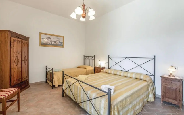 Stunning Home in Acquasparta -tr- With Wifi and 9 Bedrooms