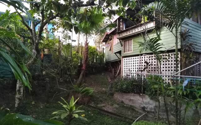 Отель Colonial Lodge Фиджи, Вити-Леву - отзывы, цены и фото номеров - забронировать отель Colonial Lodge онлайн вид на фасад