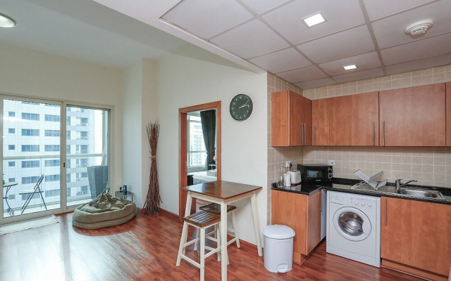 Marina View - Studio Apartment - MSG 8720