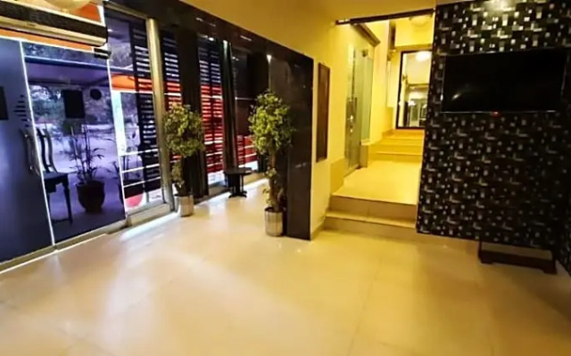 Hotel Royal Lahore