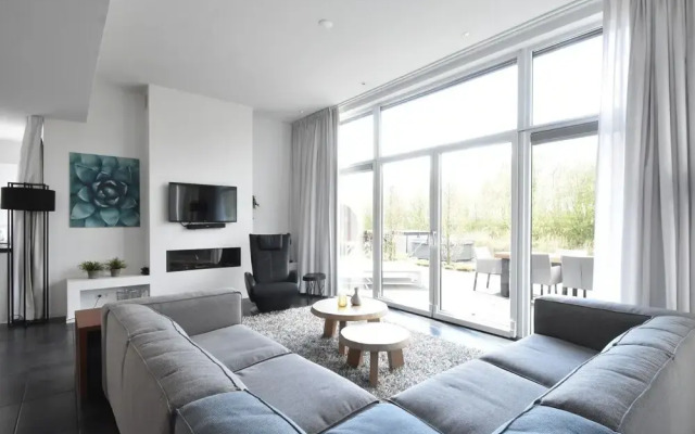 Modern Villa in Harderwijk with Hot Tub