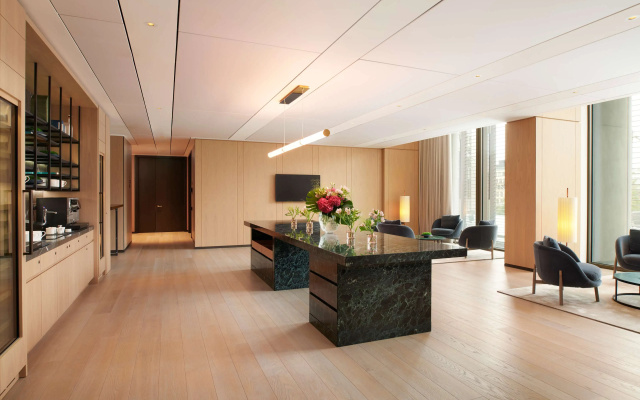 Pan Pacific London