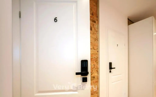 Very Berry - Glogowska 35a - MTP Apartments - self check in 24h