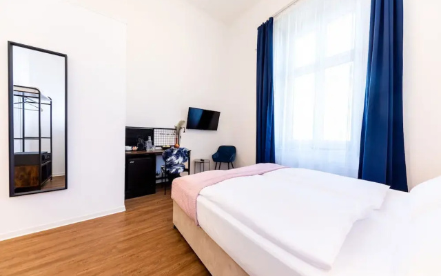 Adagio Downtown Rooms