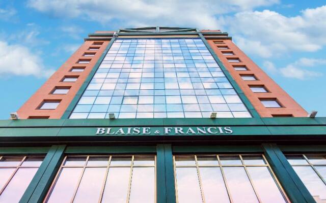 Best Western Hotel Blaise & Francis вид на фасад