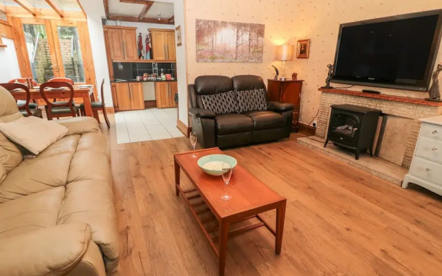 Tenter Cottage