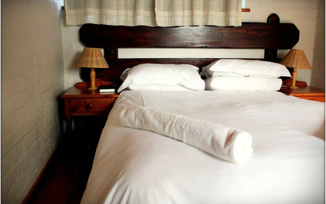 Blue Bay Lodge
