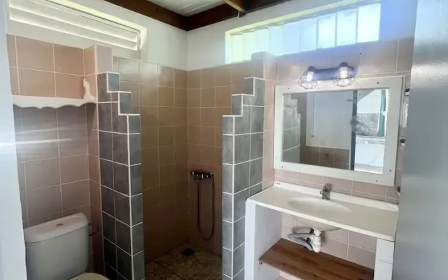 Tiare Faaroa Bay Villa