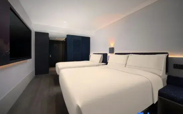 Atour Light Hotel (Shanghai Wujiaochang Sanmen Road Metro Station)