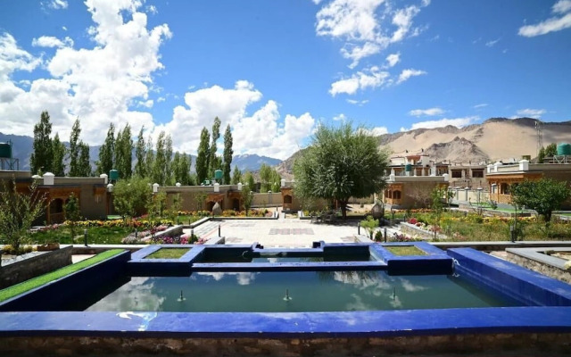 The Grand Orchard Resort