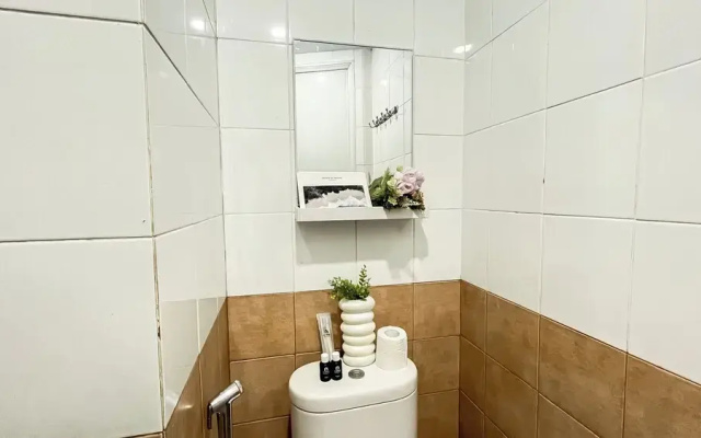 2Br Apartment Direct Access To Mall At Green Pramuka City