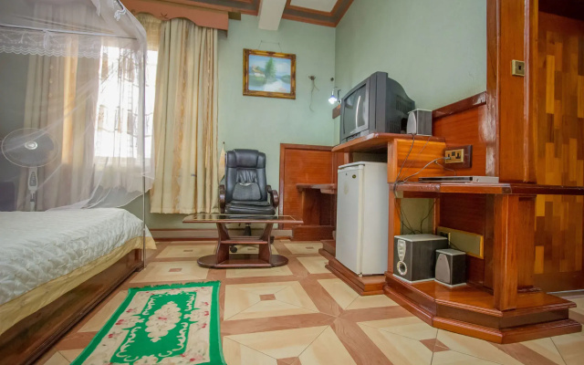 Grand Holiday International Hotel