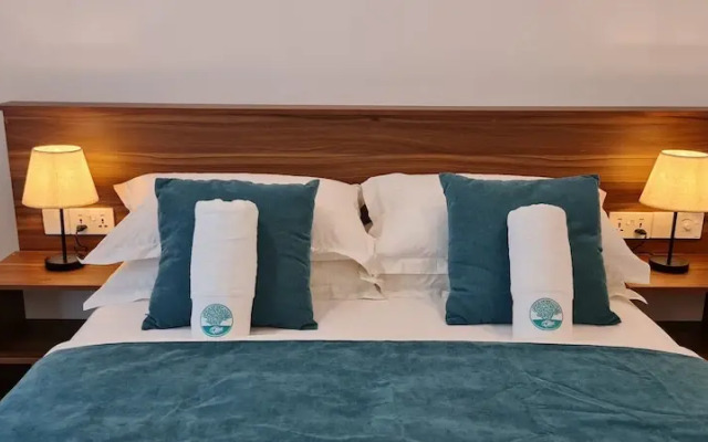 Vaagali Inn