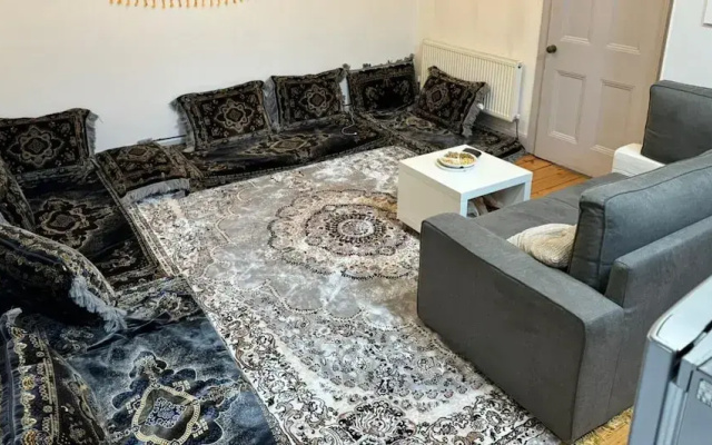 Cozy Edinburgh Apartment Escape