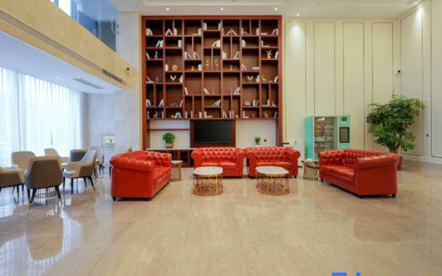 Vienna International Hotel (Zhushan，Shiyan )