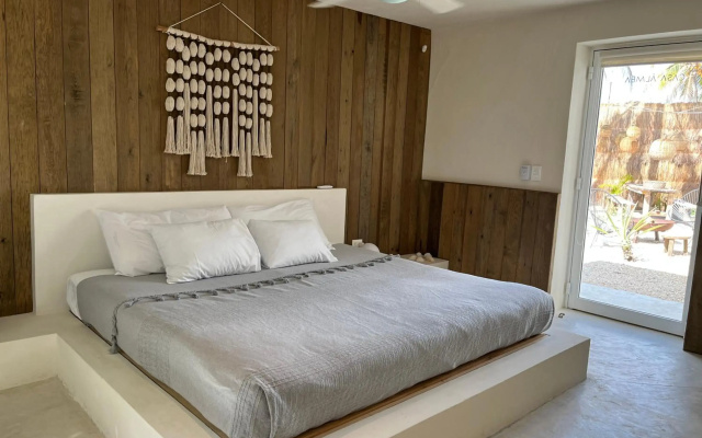 Casa en primera linea de playa con alberca