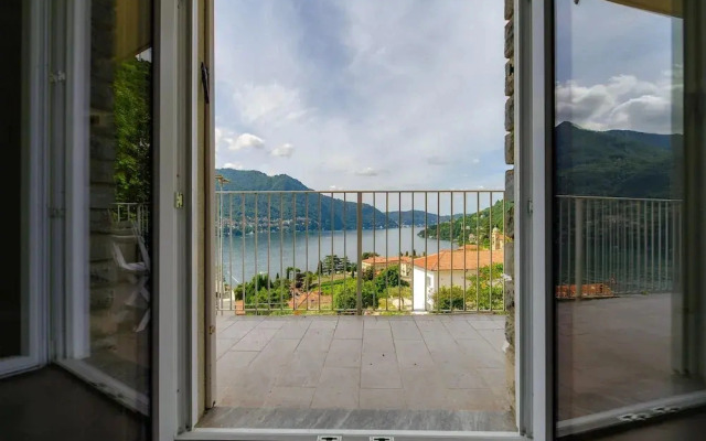Como Lake Amazing Views