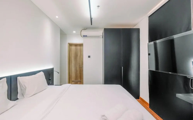 Luxury 2BR Apartment at Pejaten Park Residence with Bathtub
