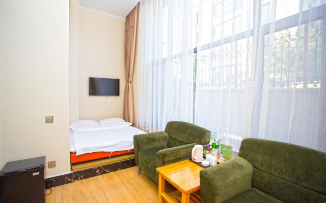 Yijia Hotel Dalian