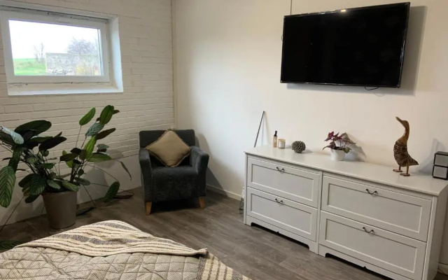 Alingsgård B&B - Spabad, bastu, gym, behandlingar & padelbana